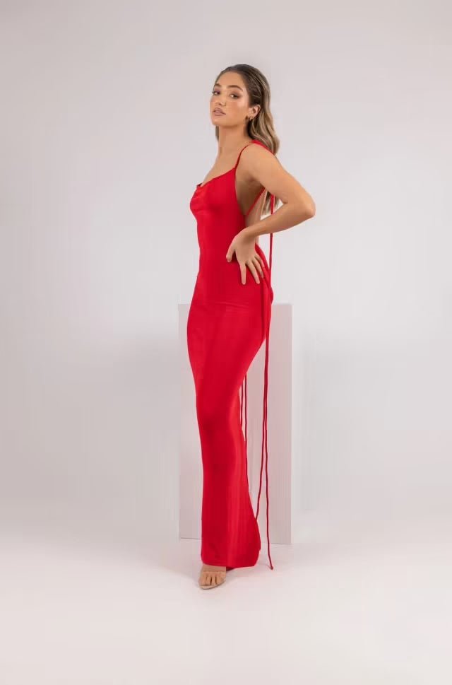 Maxi Dress | Backless Bodycon Dress Red - Gorgeous Feather